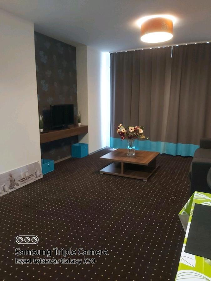 Plage Apartman Hajdúszoboszló Exteriör bild